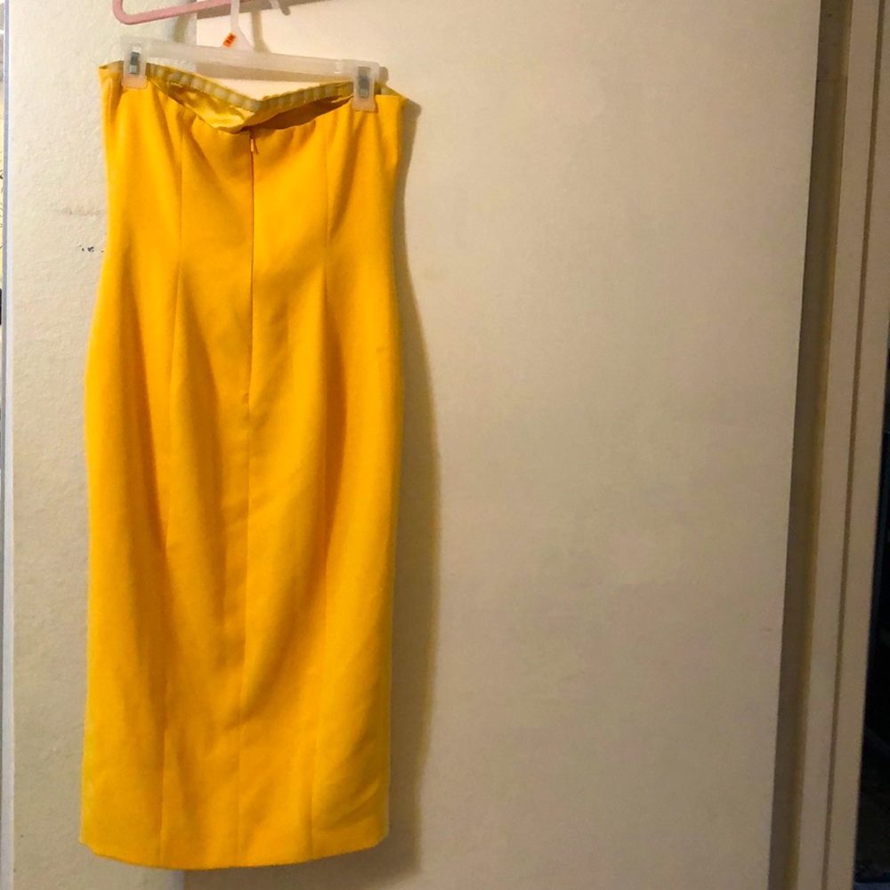 Yellow strapless dress